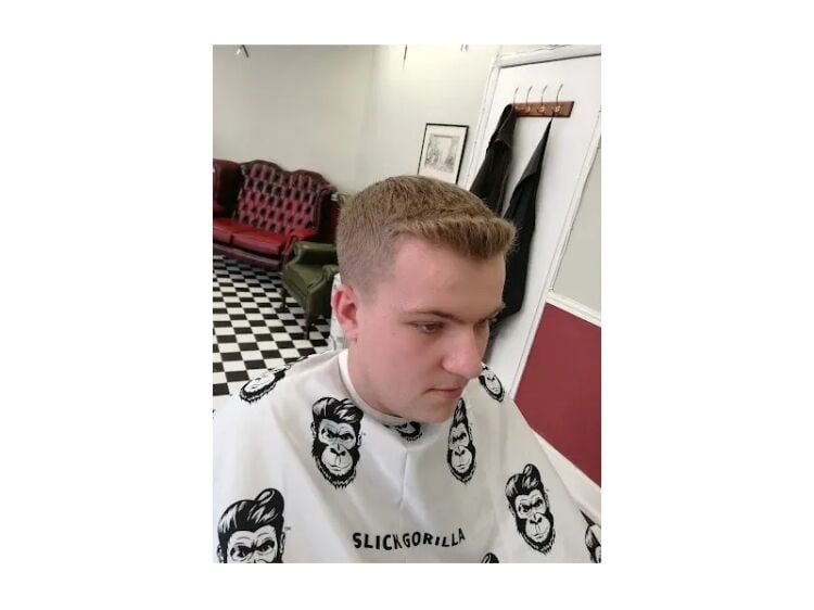 Sharp Style, Loyal Trade – Traditional Salisbury Barber Shop Photo 3