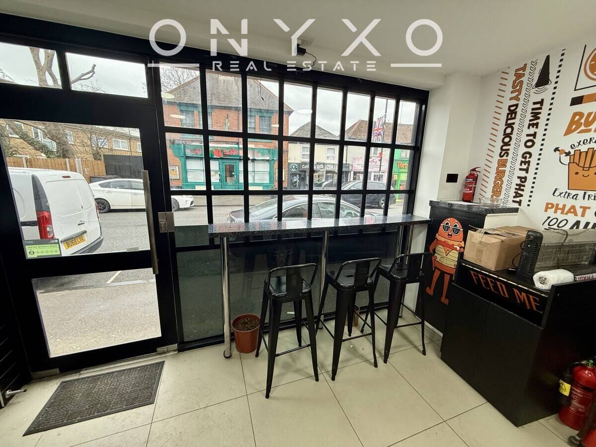 Fully Fitted Takeaway & Cafe for Sale in Hillingdon, London Photo 2