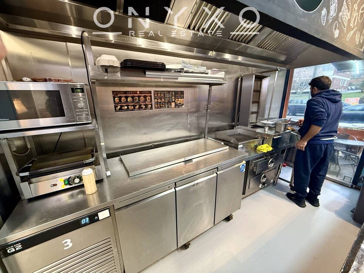 Newly Opened Fully Fitted Takeaway with Seating for Sale in North London