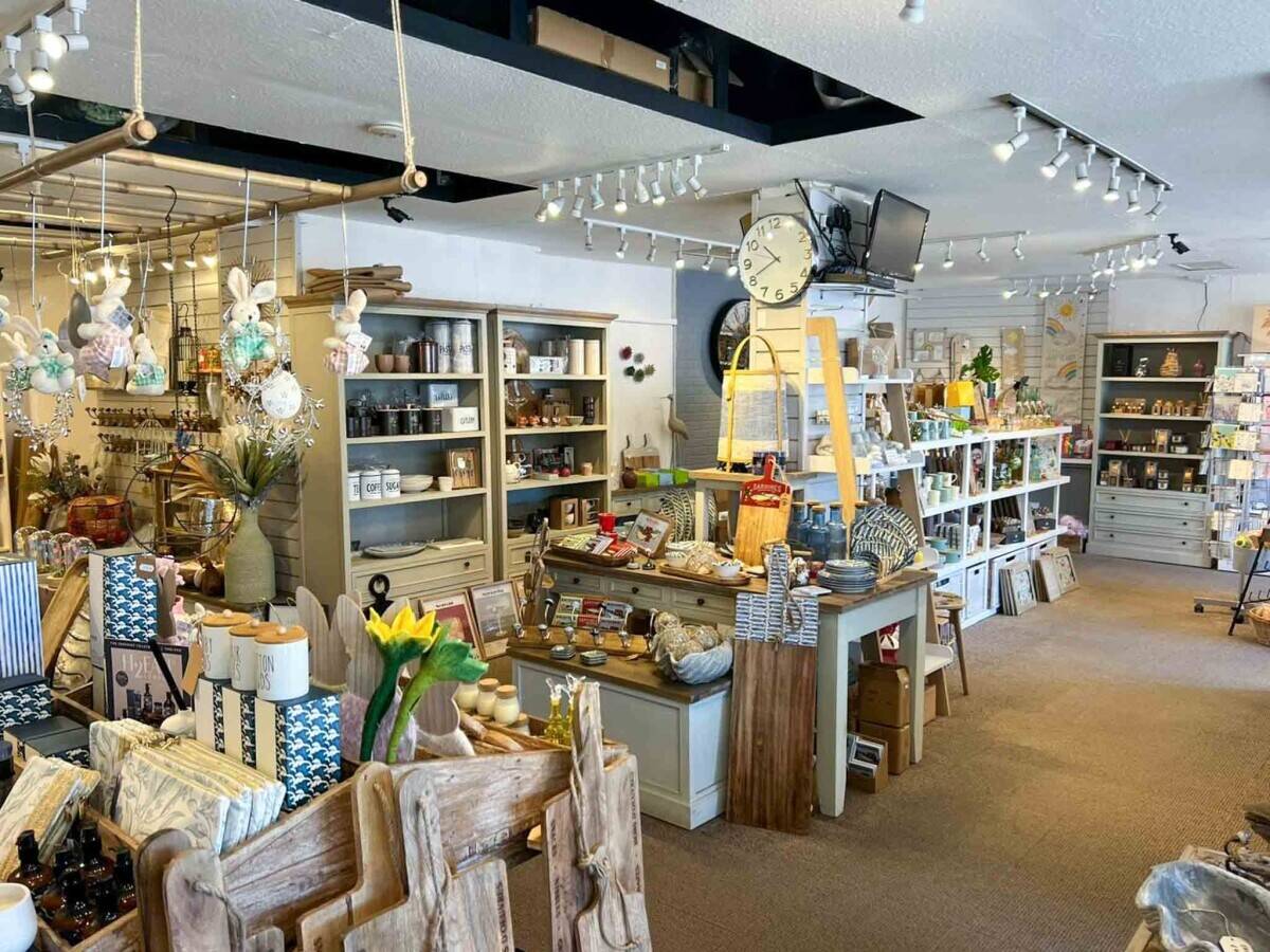 Thriving Harbour front Gift & Homeware Shop in Prime Brixham Location Photo 3