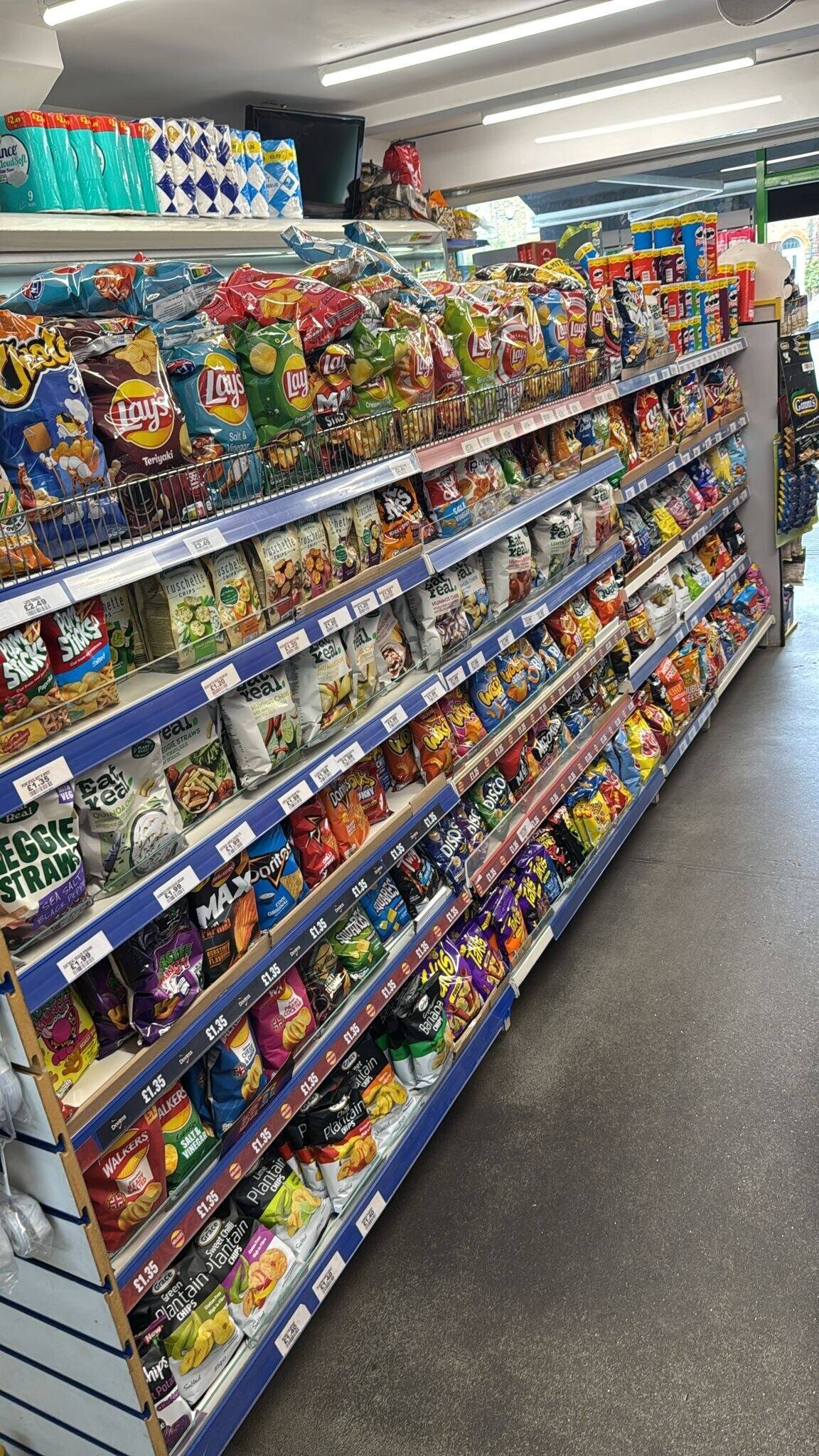 CONVENIENCE STORE WITH NO COMPETITION Photo 4