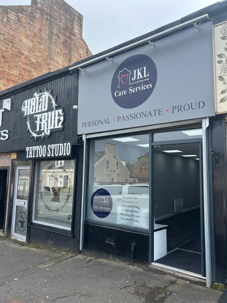 TO LET Retail Property Hamilton ML3-Ground Floor Street Facing&Prime Trading Position & Free Parking Photo 3