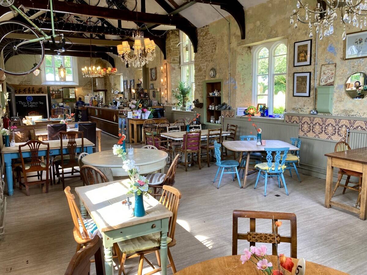 LICENSED CAFÉ/COFFEE SHOP/TEAROOMS