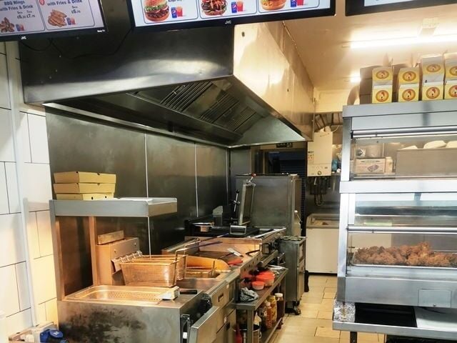 Fast Food specialising In Gourmet Burgers, Chicken And Chips for Sale
