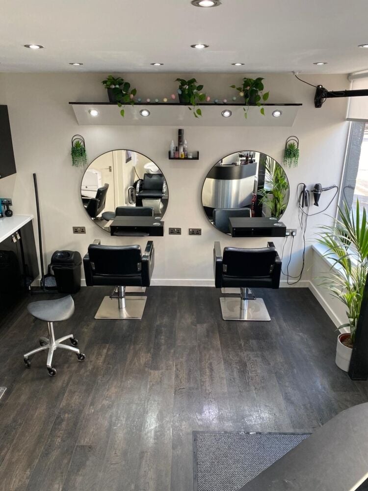 Rare Freehold Salon in Beauly – £75,000