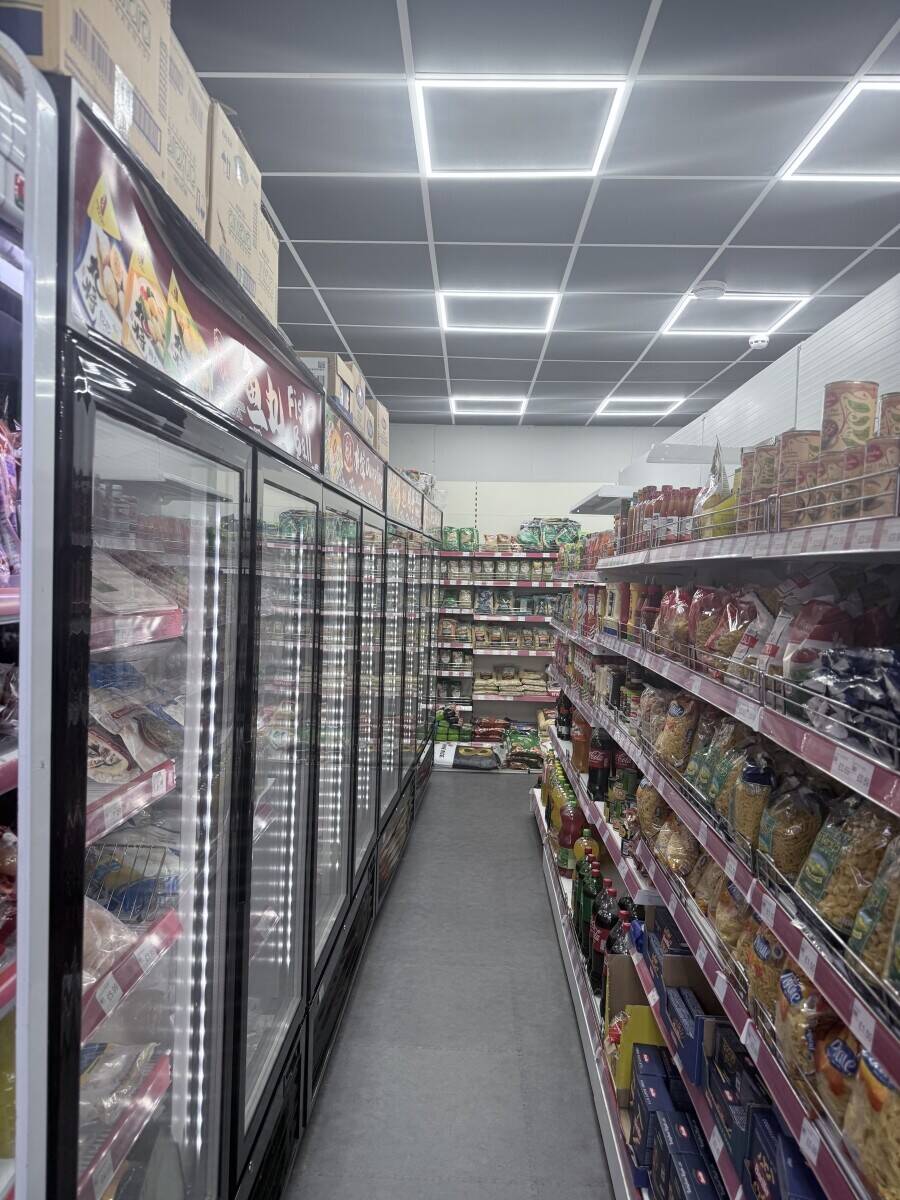 International supermarket for sale in Bournemouth Dorset. Photo 3