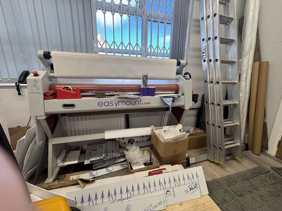 ****&pound;25000 REDUCED PRICE FOR QUICK SALE*****Signage company for sale in Potters Bar Hertfordshire