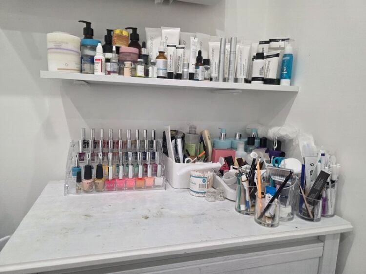 Glow Into Success – High-Performing Aesthetic & Laser Clinic Photo 3