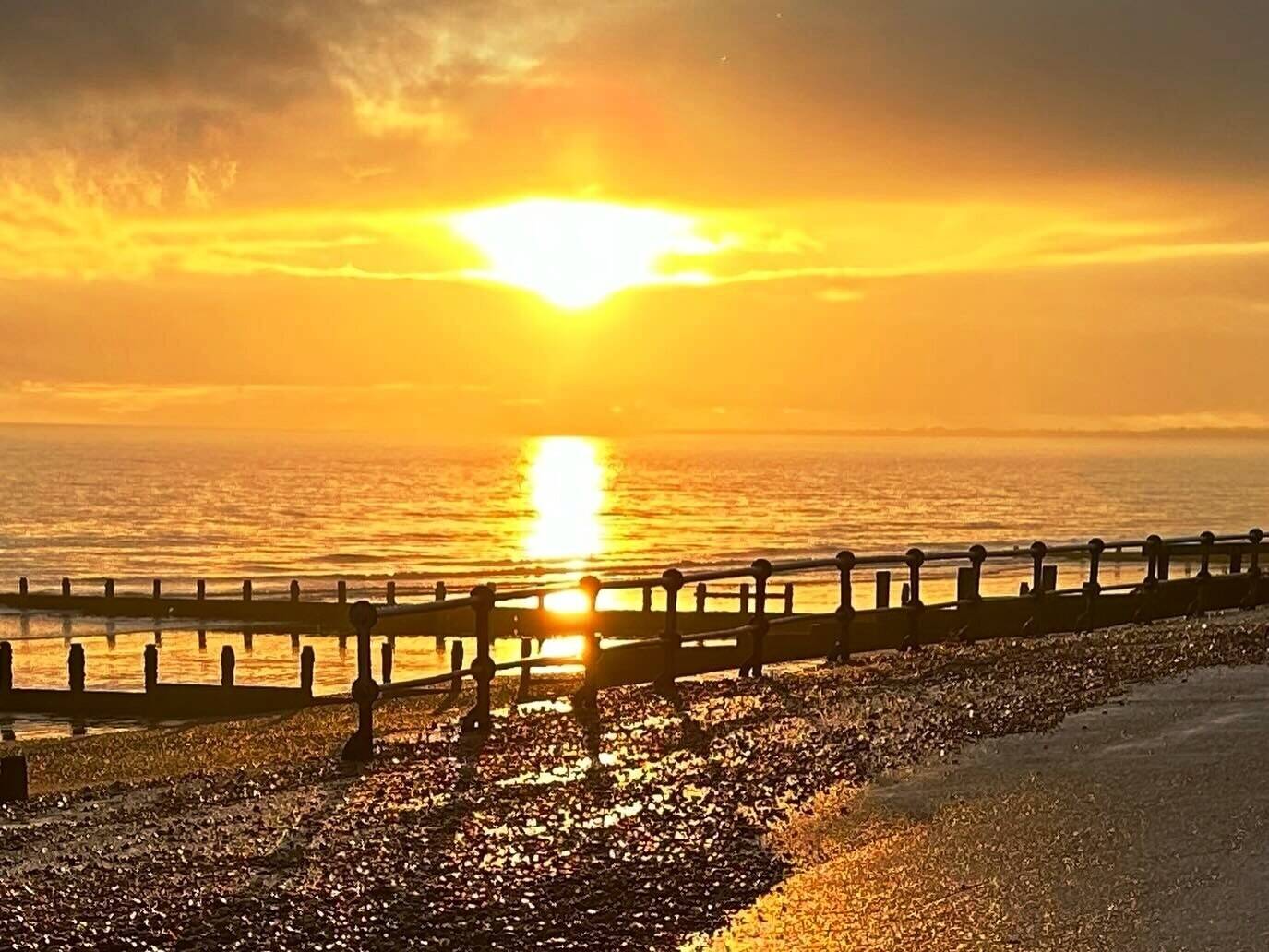 4-STAR BED & BREAKFAST / GUEST HOUSE - FOR SALE - BOGNOR REGIS WEST SUSSEX Photo 3