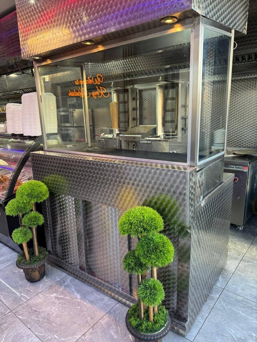 Prime Pakistani restaurant for sale exceptional opportunity Photo 3