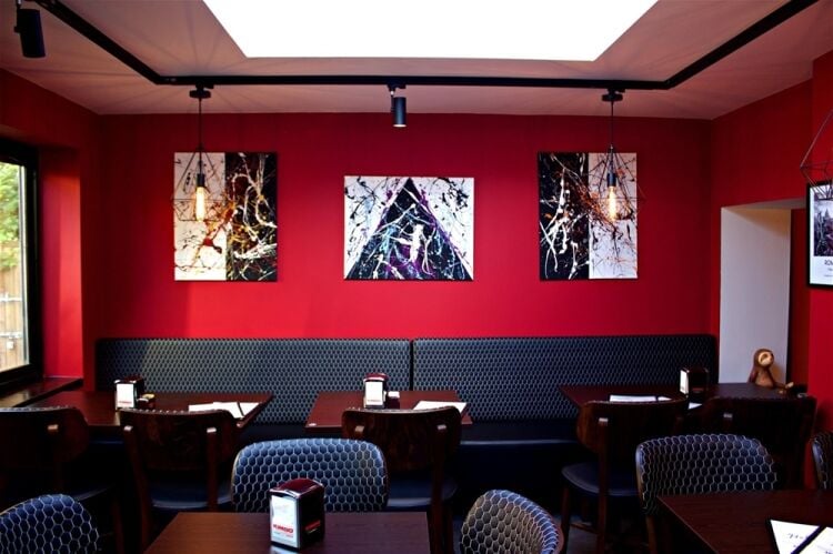 INDEPENDENT ITALIAN RESTAURANT Photo 3