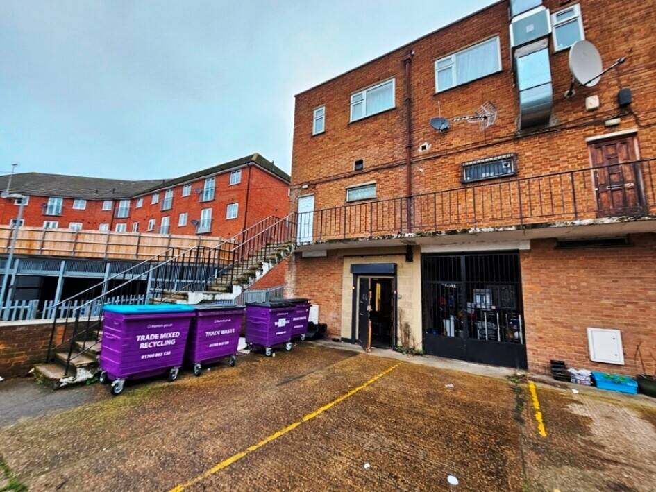 STAFF RUN DESSERT PARLOUR FOR SALE IN GRAYS, ESSEX