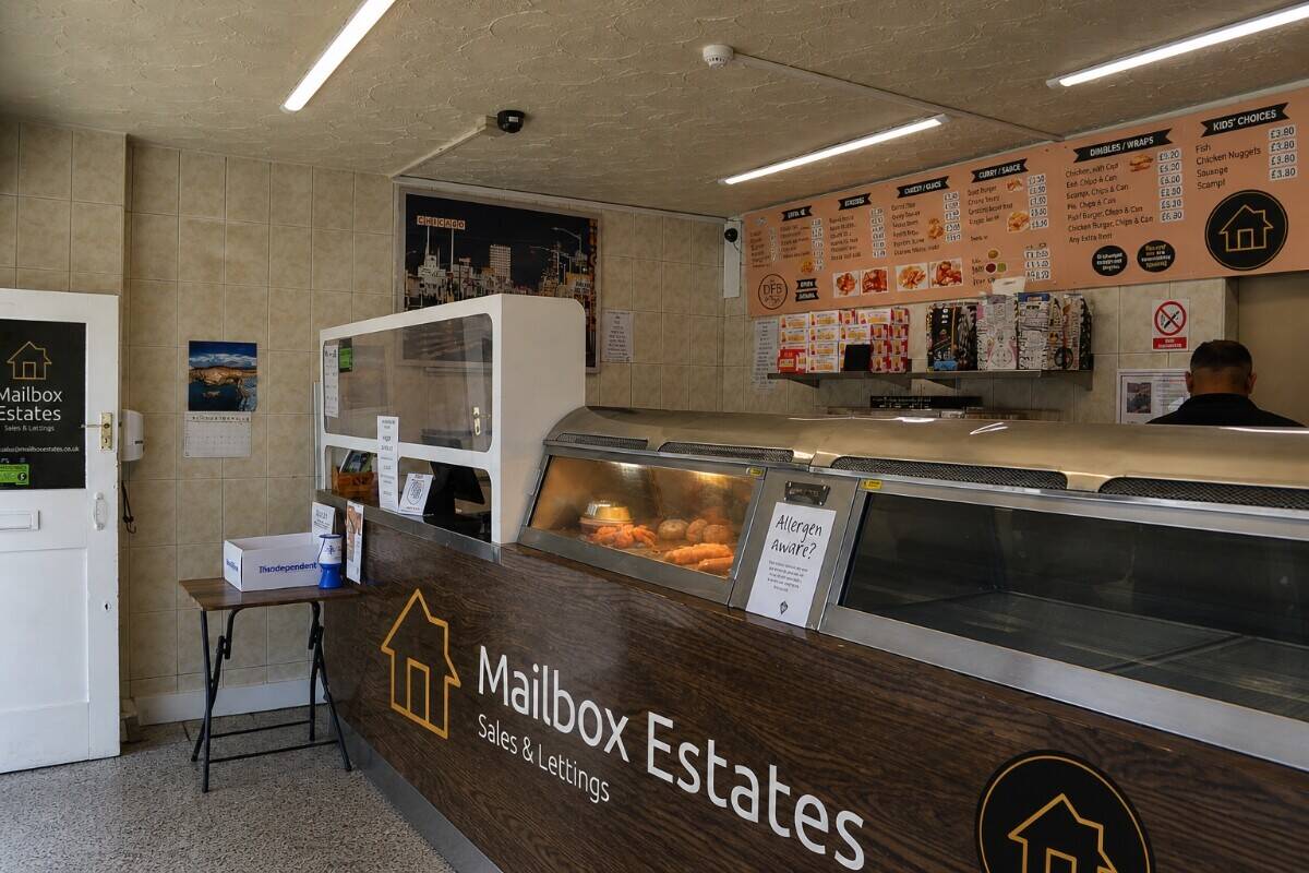 4.5k Weekly Sales Fish & Chip Shop in a Prime High-Footfall Location – Excellent Growth Potential