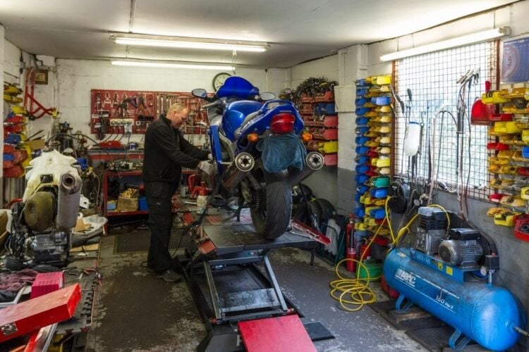 Specialist Motorcycle MOT & Service Garage