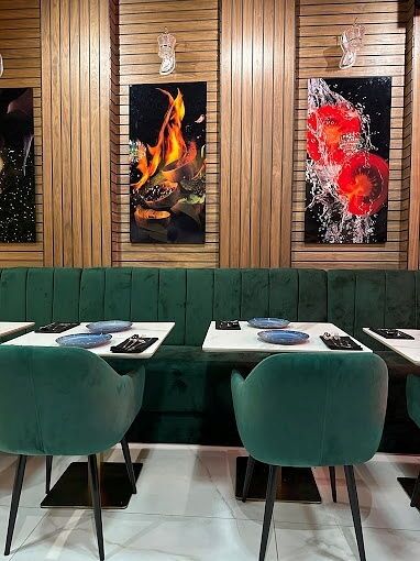 Impressive Licensed Indian Restaurant for Sale