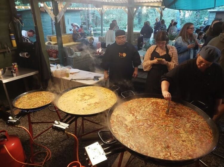 NICHE FOOD DELIVERY/EVENT CATERERS Photo 3