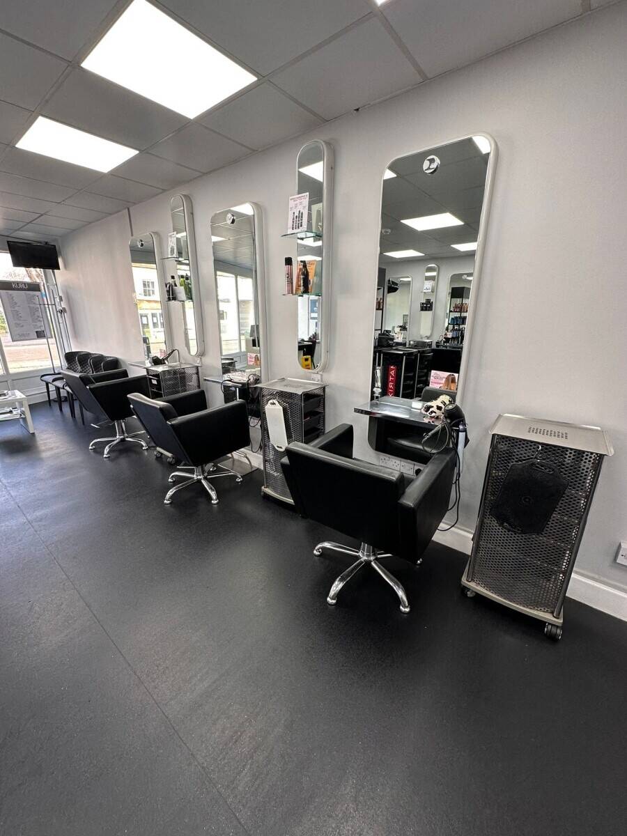 KURU Award-Winning Hair and Beauty Salon - Havant Photo 3