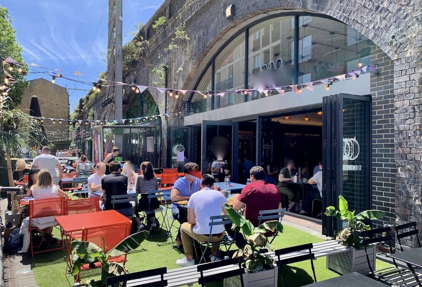 Profitable Bethnal Green restaurant & bar – available individually or as part of group sale Photo 3