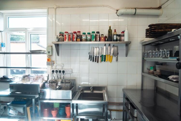 Leasehold Mediterranean Restaurant Located In Harborne Photo 3