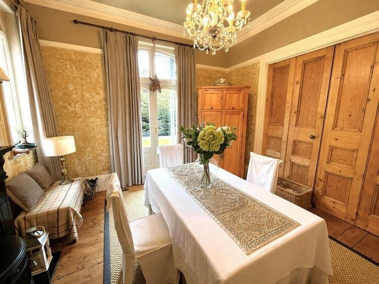 Long Established Outstanding Rated Day Nursery & 5 Bedroom Owners House