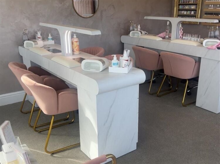 Beauty, Therapy & Tanning For Sale in Derby Photo 3