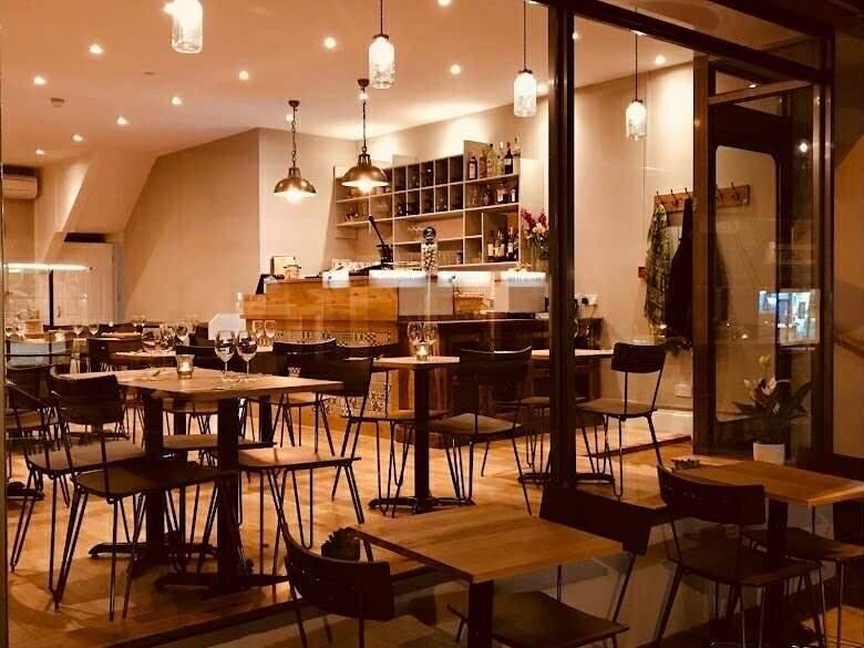 HIGHLY REGARDED ITALIAN RESTAURANT & PIZZERIA – SURREY CONFIDENTIAL SALE – STAFF UNAWARE Photo 3
