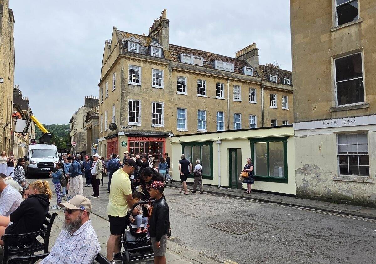 Bath City Centre Overlooking Abbey & Roman Baths - New Lease Available Photo 3