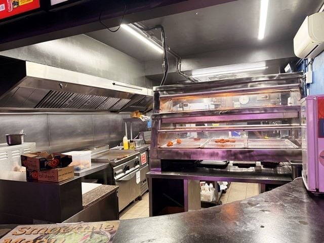Burger And Chicken Shop for Sale