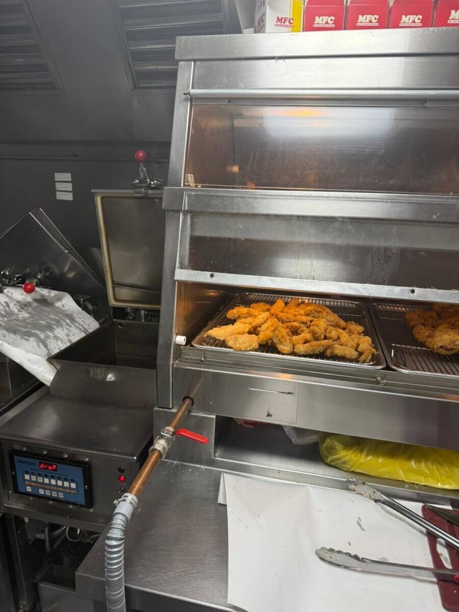Fast food takeaway Photo 3