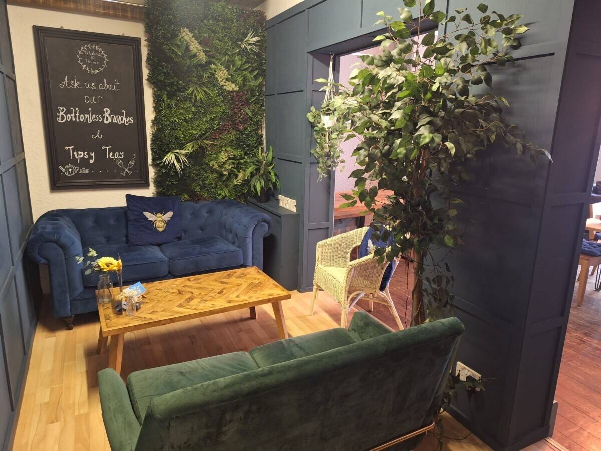 "Cafe/Bar for Sale in Horwich Bolton" Photo 3