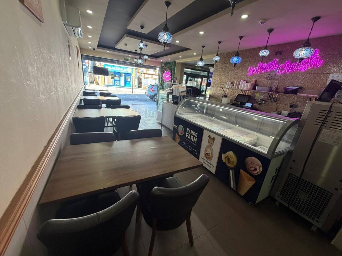 Pakistani resturant for sale in southend on sea Photo 3