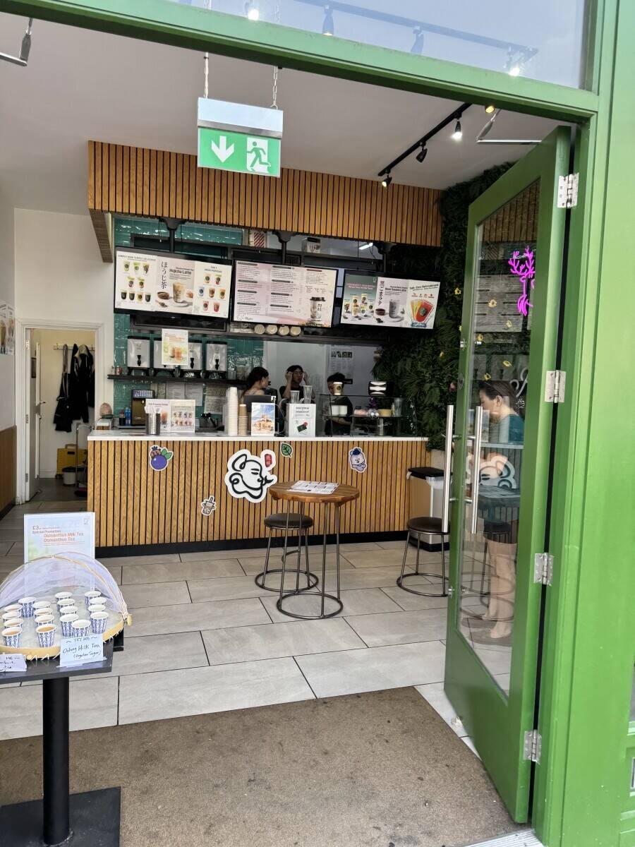 Bubble tea  shop sale in Richmond town Centre