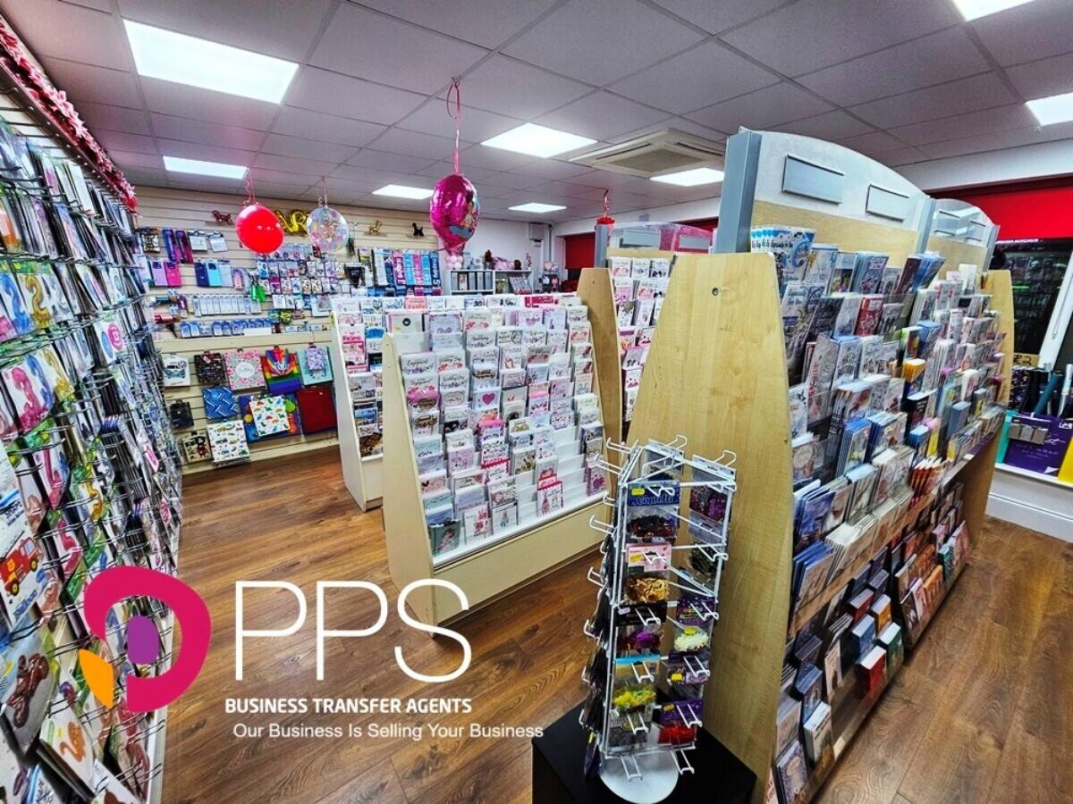 BALLOONS, GREETING CARDS & GIFT SHOP – FOR SALE – HADLEIGH, ESSEX Photo 3