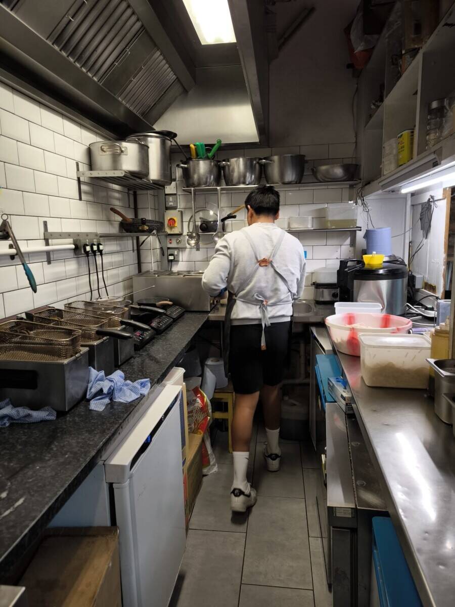 Profitable long established Brixton Village restaurant business with full kitchen extract for sale Photo 3