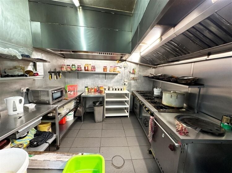 Restaurant / Takeaway in Wigan Photo 3