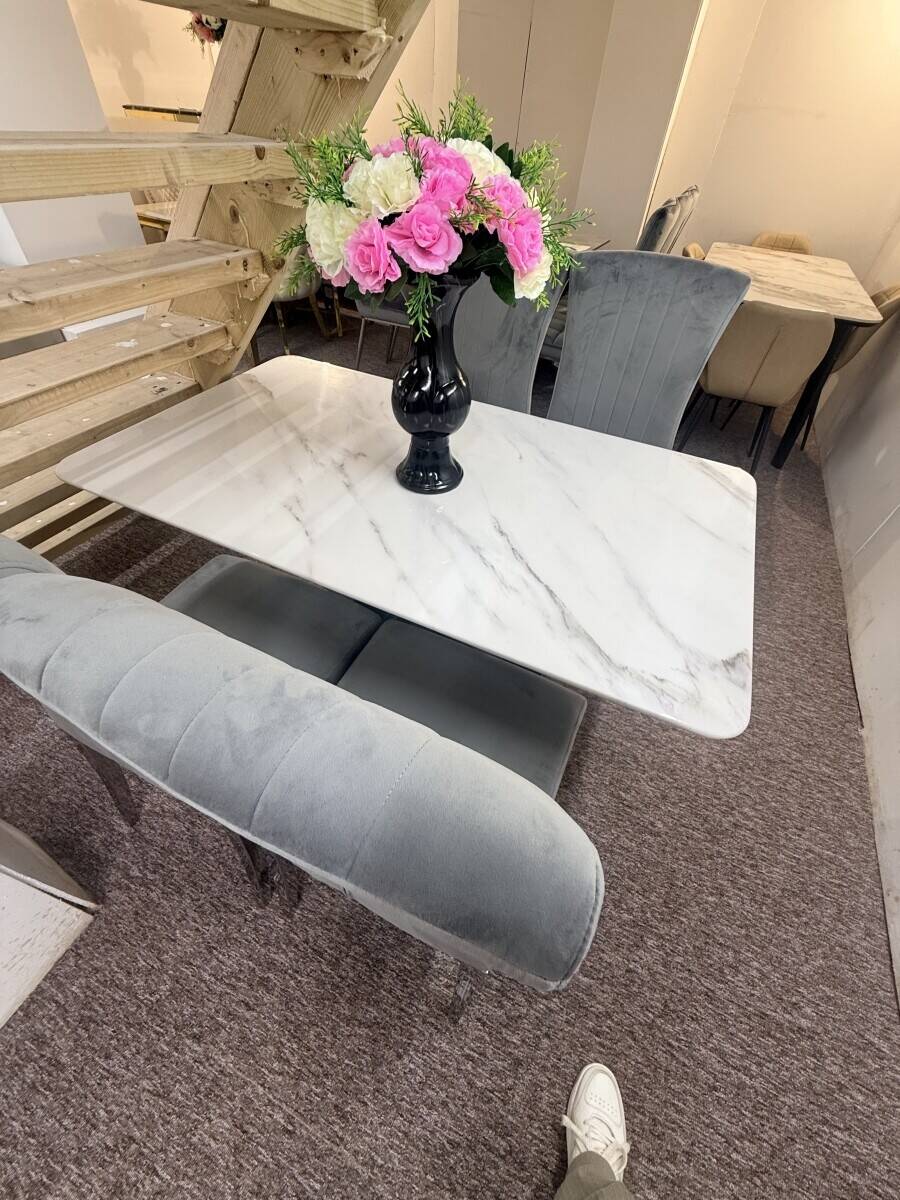FURNITURE SHOP for sale in Ashford kent Photo 3