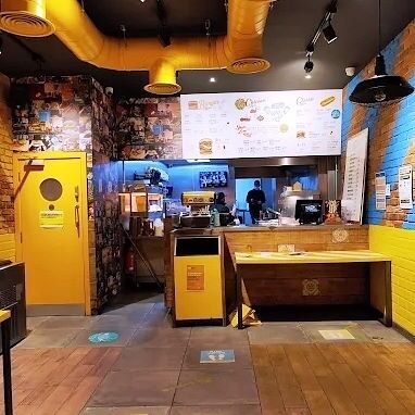 Fully Fitted Fast Food Restaurant And Takeaway for Sale