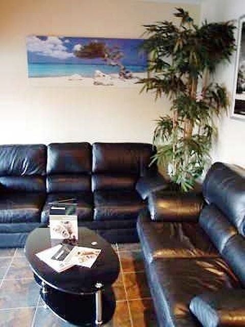 Renowned, Well Fitted Licensed Indian Restaurant for Sale