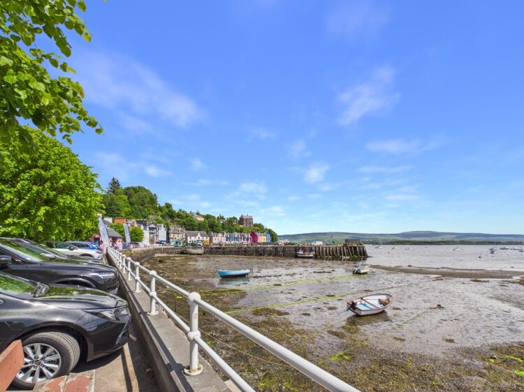 Newly transformed boutique hotel, impeccably refurbished to exceptional standards