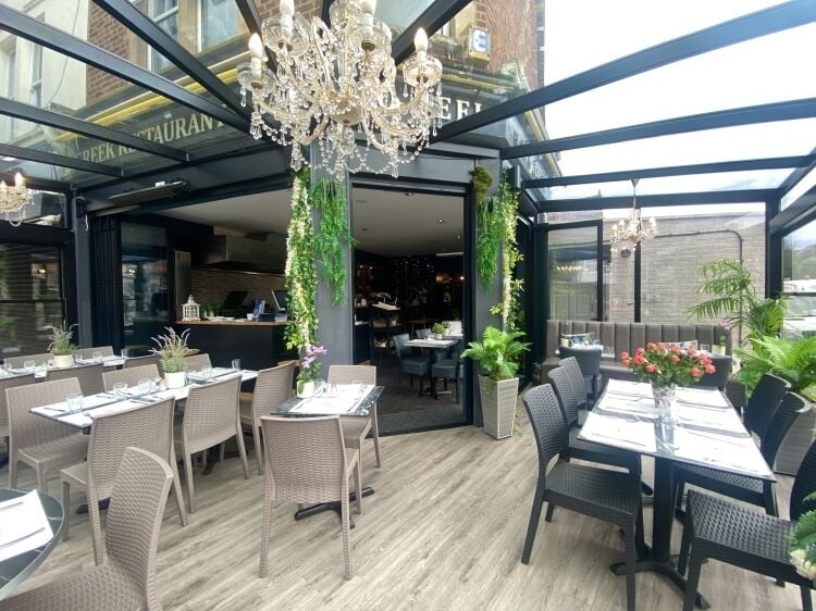Busy, Popular, Spacious Greek Restaurant Kingston Upon Thames, SW London Photo 3