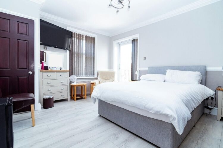 Fully Refurbished HMO Investment Property Occupying Prominent Position