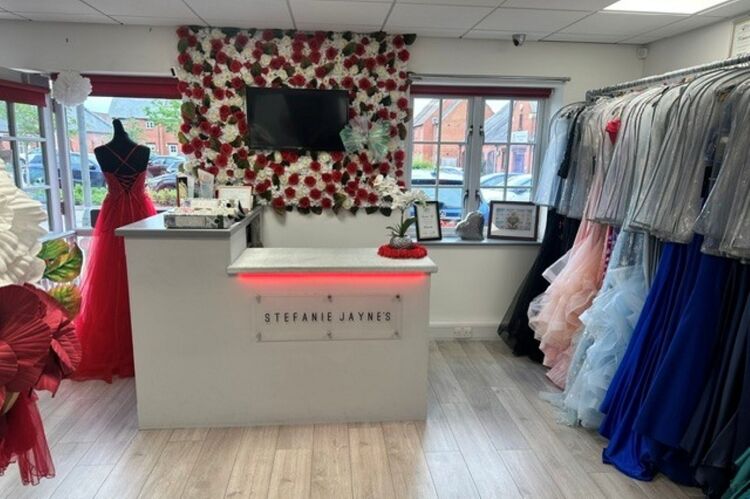 Prom & Occasionwear Boutique - Kettering Photo 3