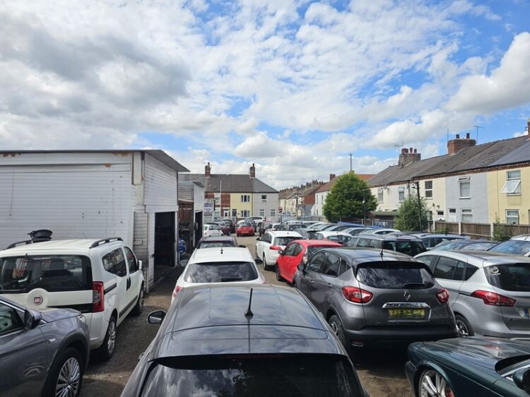Established Car Sales Site with Exceptional Reputation – Prime Worksop Location Photo 3