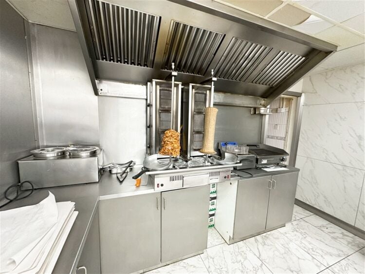 Traditional Fish & Chip Shop & Property in Stoke-On-Trent