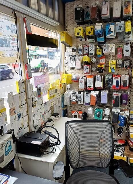 Printers & Hardware  /   Diy Store With Mobile 'phone Sales And Repairs for Sale Photo 3