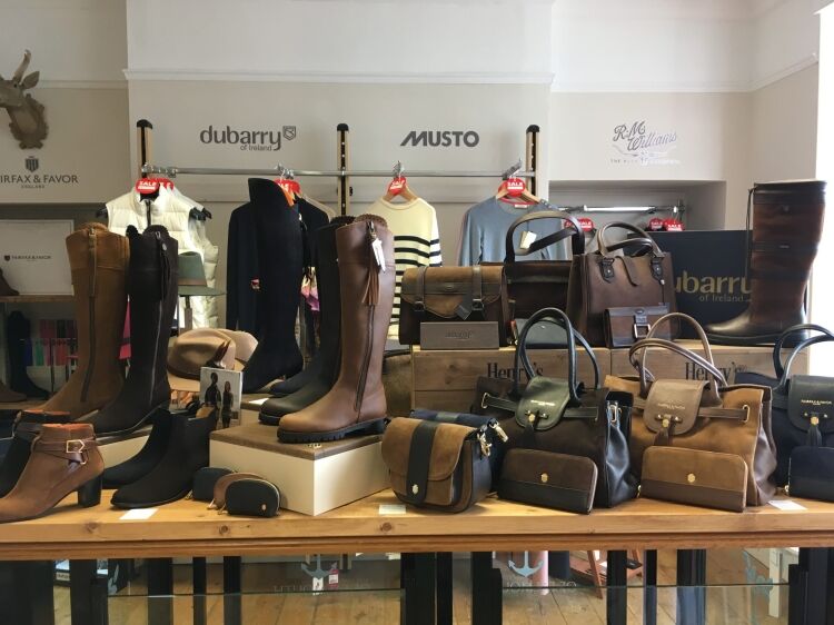 Leasehold Coastal & Country Clothing Retailer Located In Falmouth Photo 3