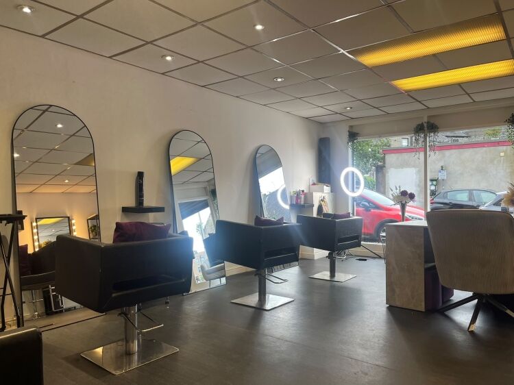 Established Hair Salon, Silk Street, Paisley Photo 3