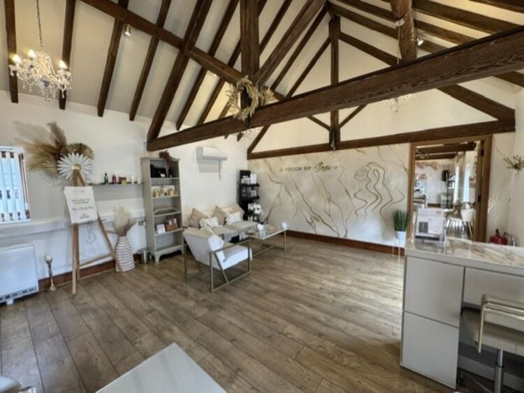 Leasehold Hair & Beauty Salon Located In Hurley, Atherstone