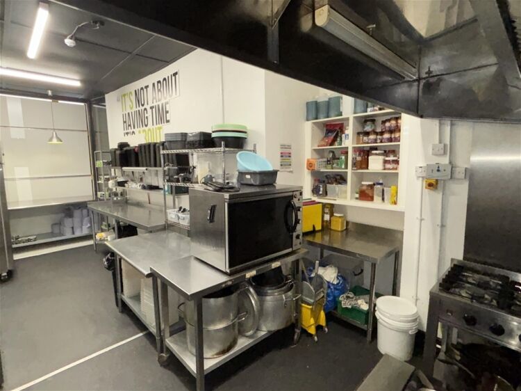 Hot Food Take Away For Sale in Huddersfield Photo 3