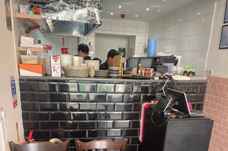 Japanese Sushi Restaurant - London Photo 3